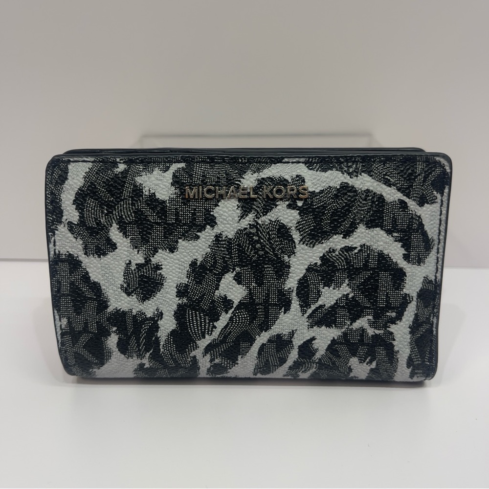 Michael Kors Empire Medium Leopard Logo Snap Zip Around Wallet Black/Gray